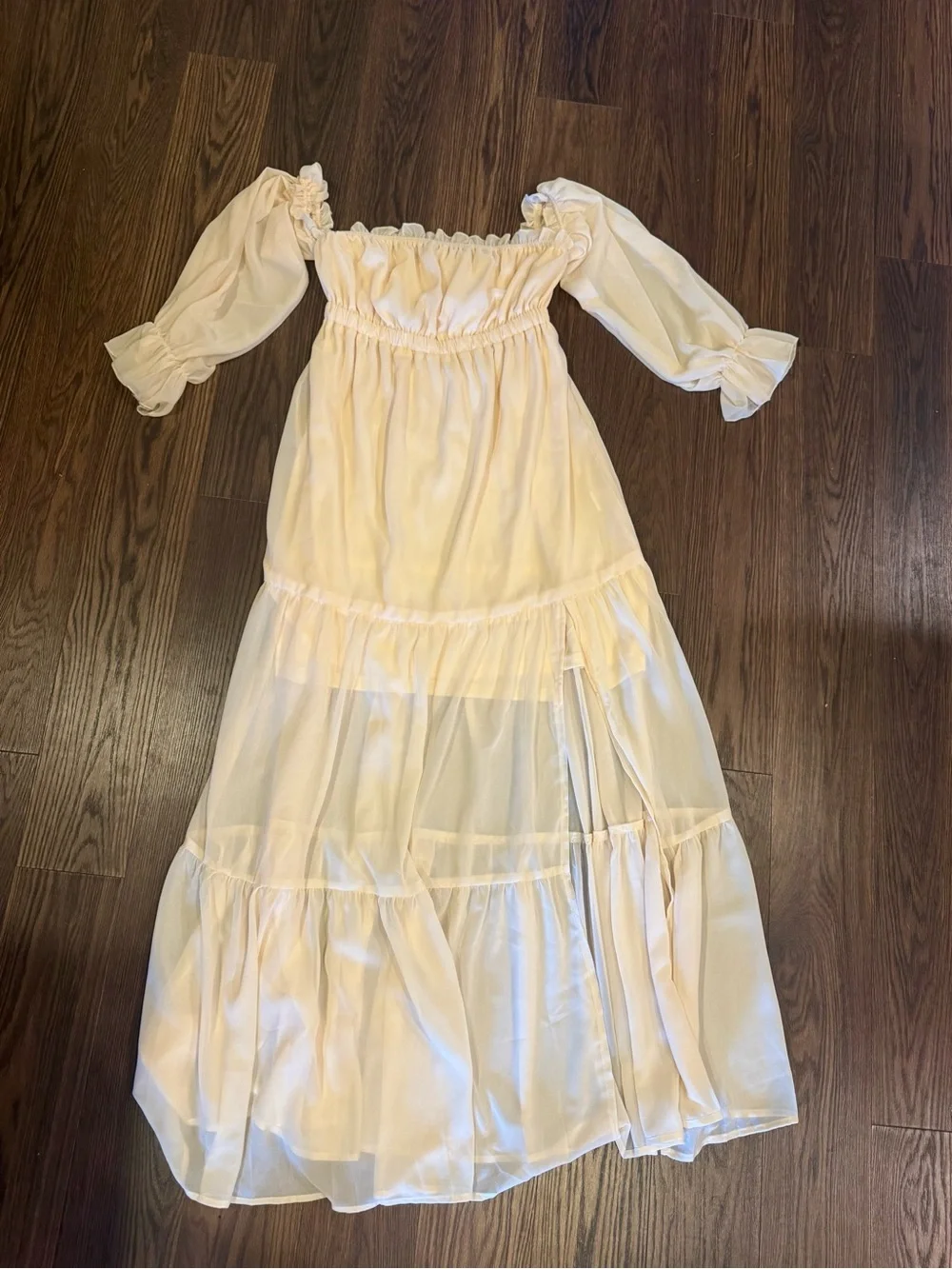 Off The Shoulder Ruffled Maxi Dress - Picture 5 of 11